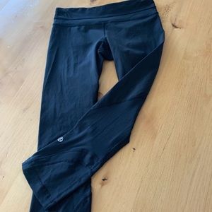 Lululemon cropped leggings